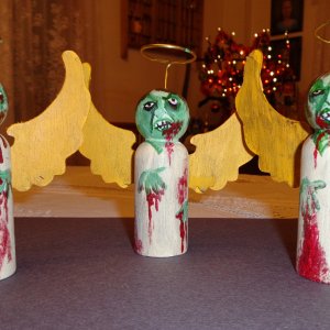 Zombie Angels for Nanner's Twisted Christmas Ornaments Swap